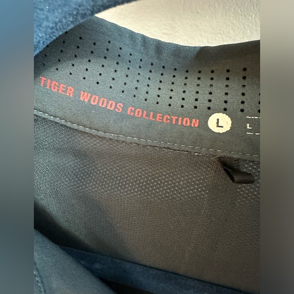 NIKE TIGER WOODS | Men’s Large DriFit Dark Grey Polo Golf Shirt - Picture 2 of 7